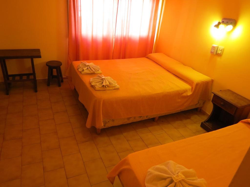 Hotel Arenales Villa Carlos Paz Zimmer foto